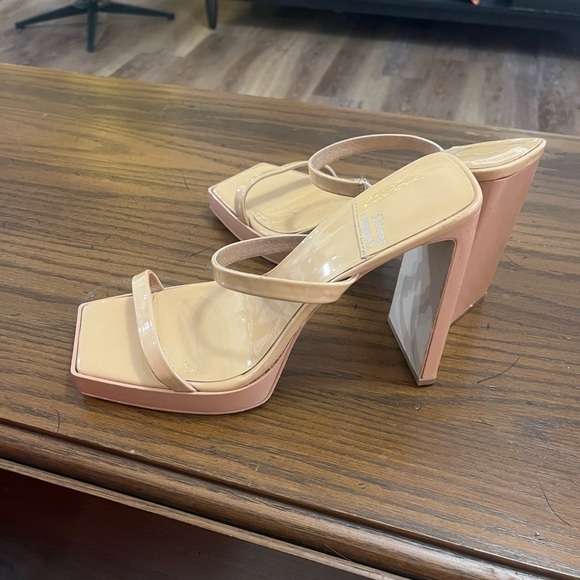 SOLD - Picture 7 of 10